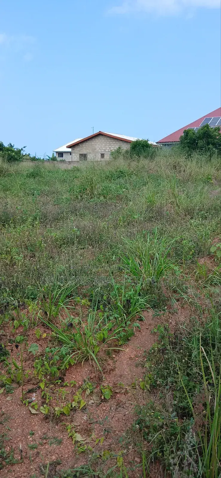 Full Plot Fenced in Kasoa Dawa Near the Sea for Dale