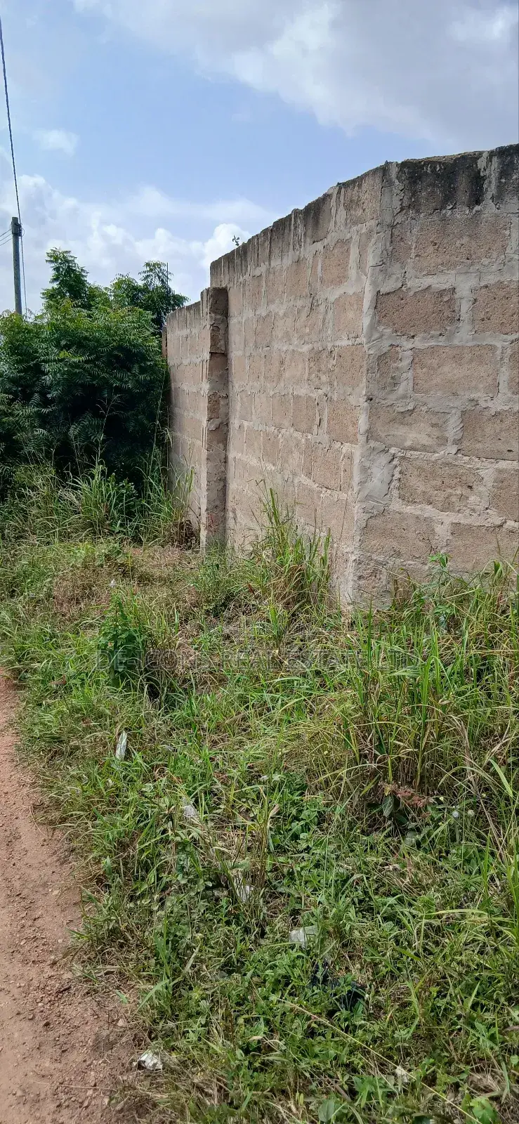 Full Plot Fenced in Kasoa Dawa Near the Sea for Dale