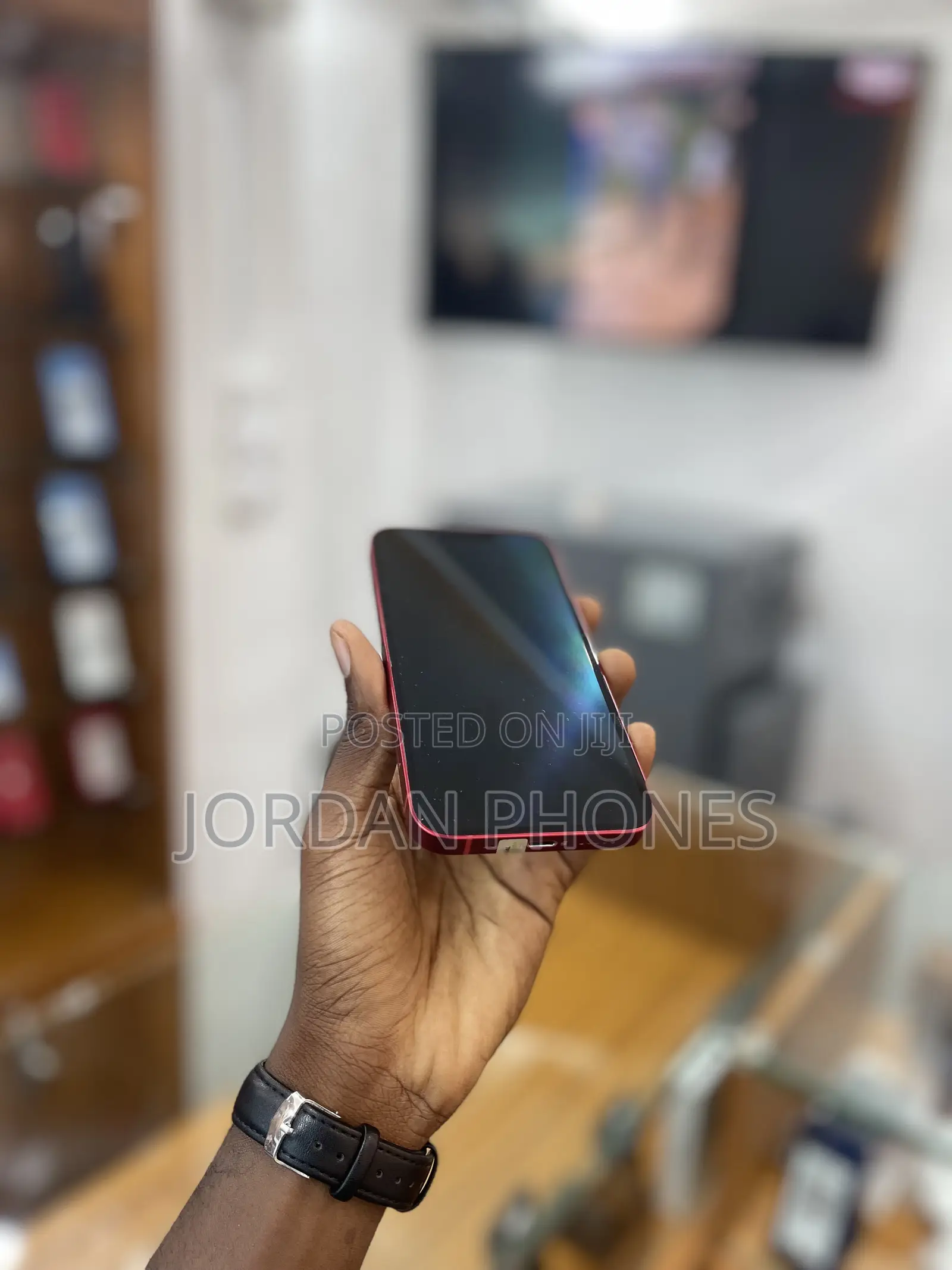 Apple iPhone 13 128 GB Red