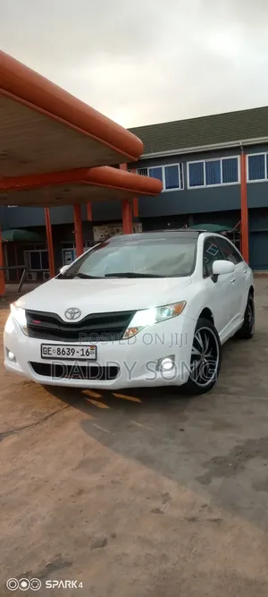 Toyota Venza XLE 4dr Wagon (2.7L 4cyl 6A) 2014 White