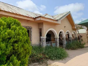 5bdrm House in Sam Properties, Galilea for sale