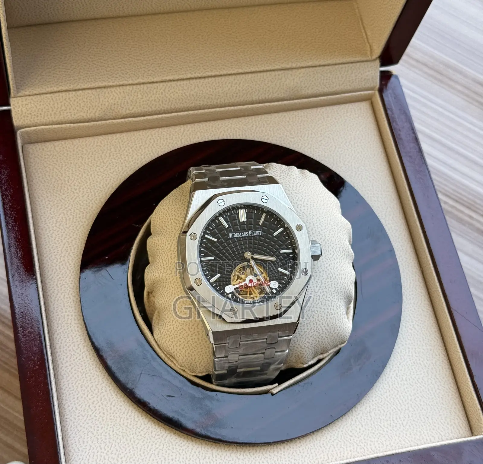 Audemars Piguet Royal Oak – The Ultimate Symbol of Elegance