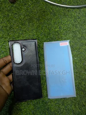 Z Fold 7 Leather Case With Screen Protector