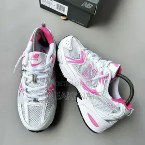 New Balance 530 Sneakers