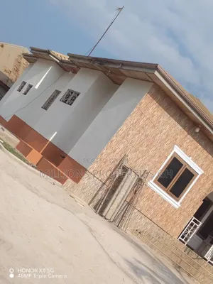 3bdrm House in Millions Properties, Kumasi Metropolitan for sale