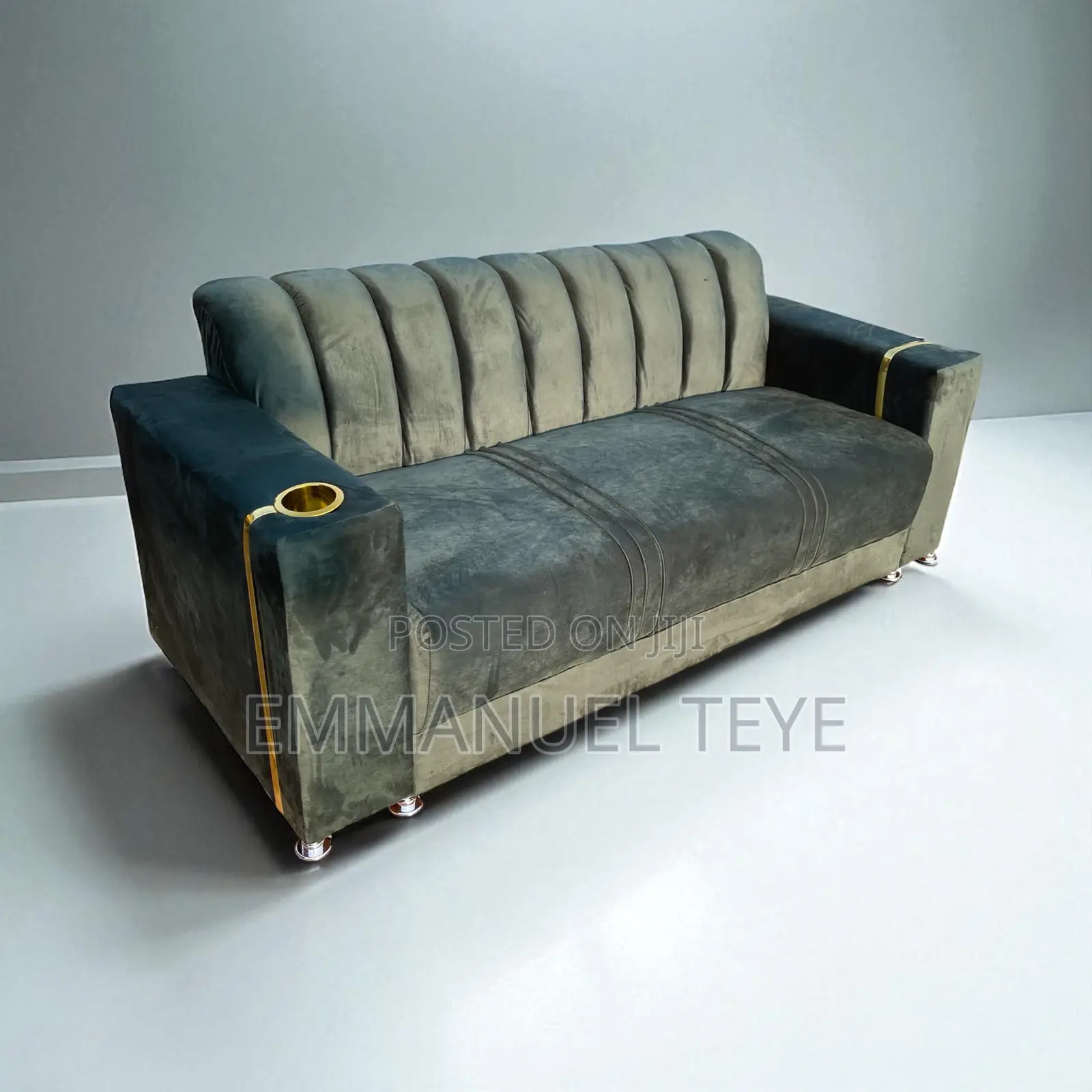 Brand New Luxurious 3 in Sofa Chair