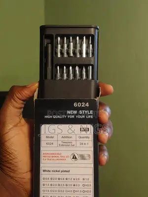 Mini Screwdriver Set | 24 in 1 Magnet Set