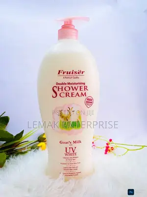 Fruiser Double Moisturizing Body Wash/Shower Cream 1000ml