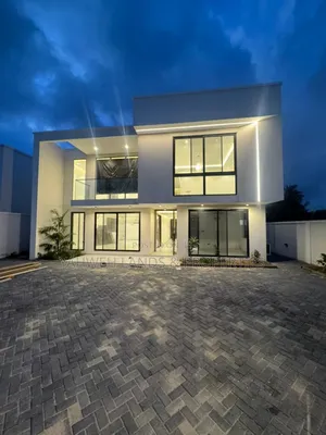 5bdrm House in Cantonments for sale