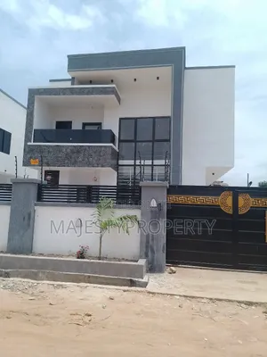 4bdrm Townhouse / Terrace in Spintex for rent