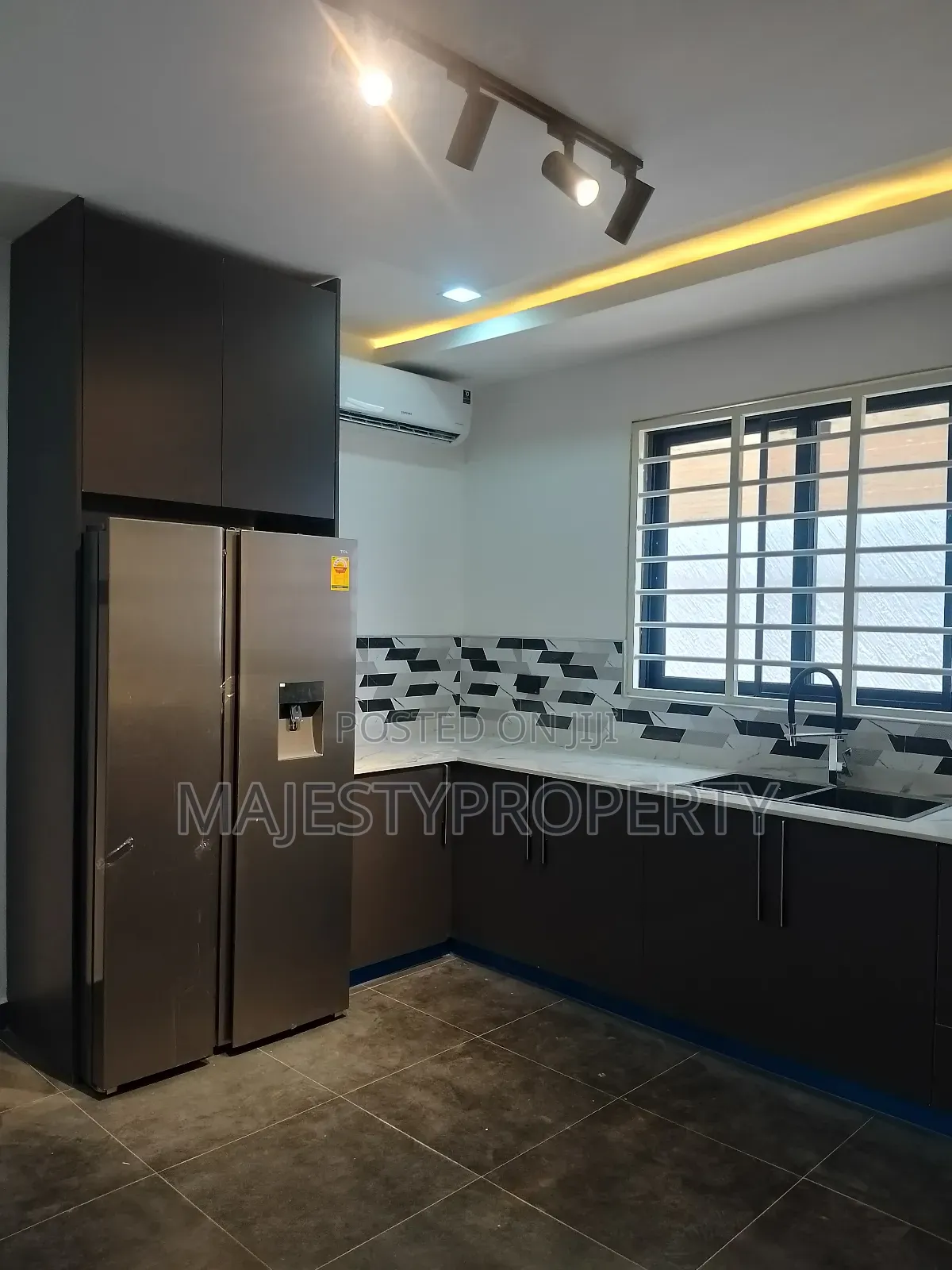 4bdrm Townhouse / Terrace in Spintex for rent