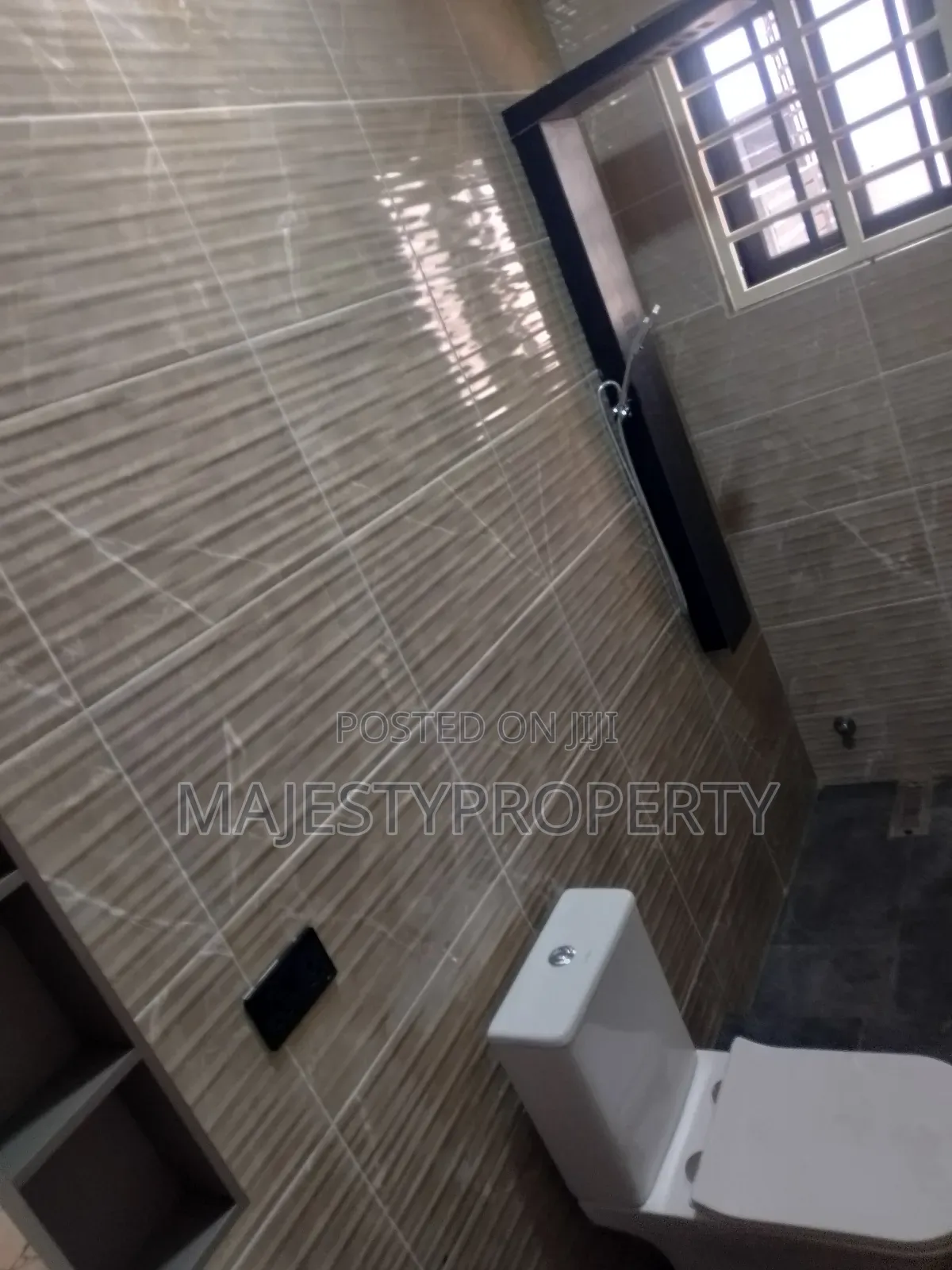 4bdrm Townhouse / Terrace in Spintex for rent