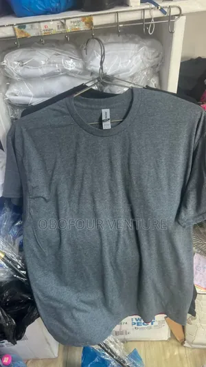 Dark Grey T-Shirts From Usa Gildan Unisex Plain T-Shirt.