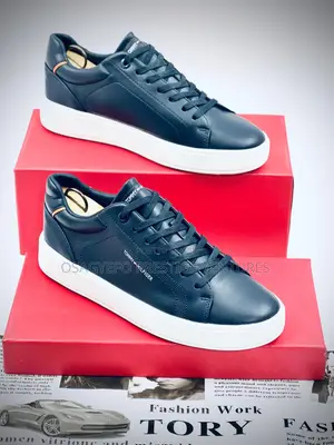 *Tommy Hilfiger Navy White*