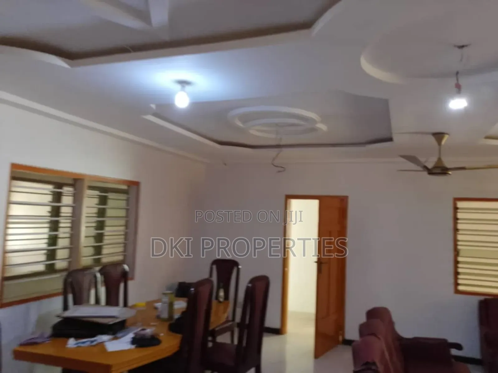 15bdrm House in Dki Properties, Kwashieman for sale