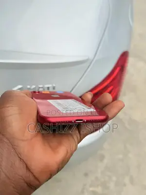 Apple iPhone XR 128 GB Red