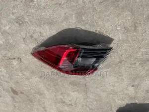 Honda Civic 2022 Taillight Available