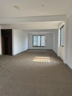 Tema Community One 21 Bedrooms With Office for Rent