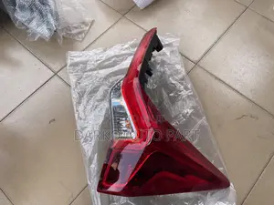 Mitsubishi Pajero Spot Taillight Available