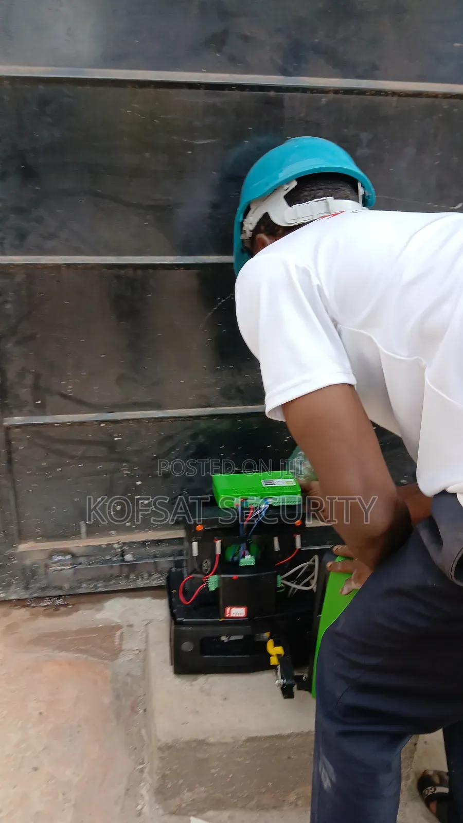 Remote Gate Motor Installer in Accra