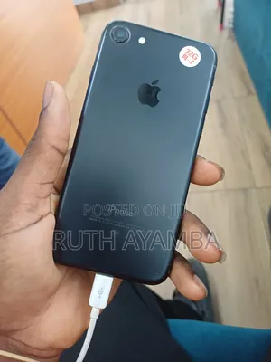 Apple iPhone 7 32 GB Black