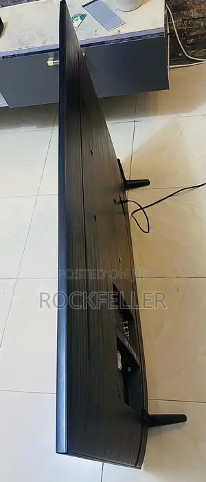 Uk Used Samsung Crystal Display Uhd HDR Smart 43 Inches