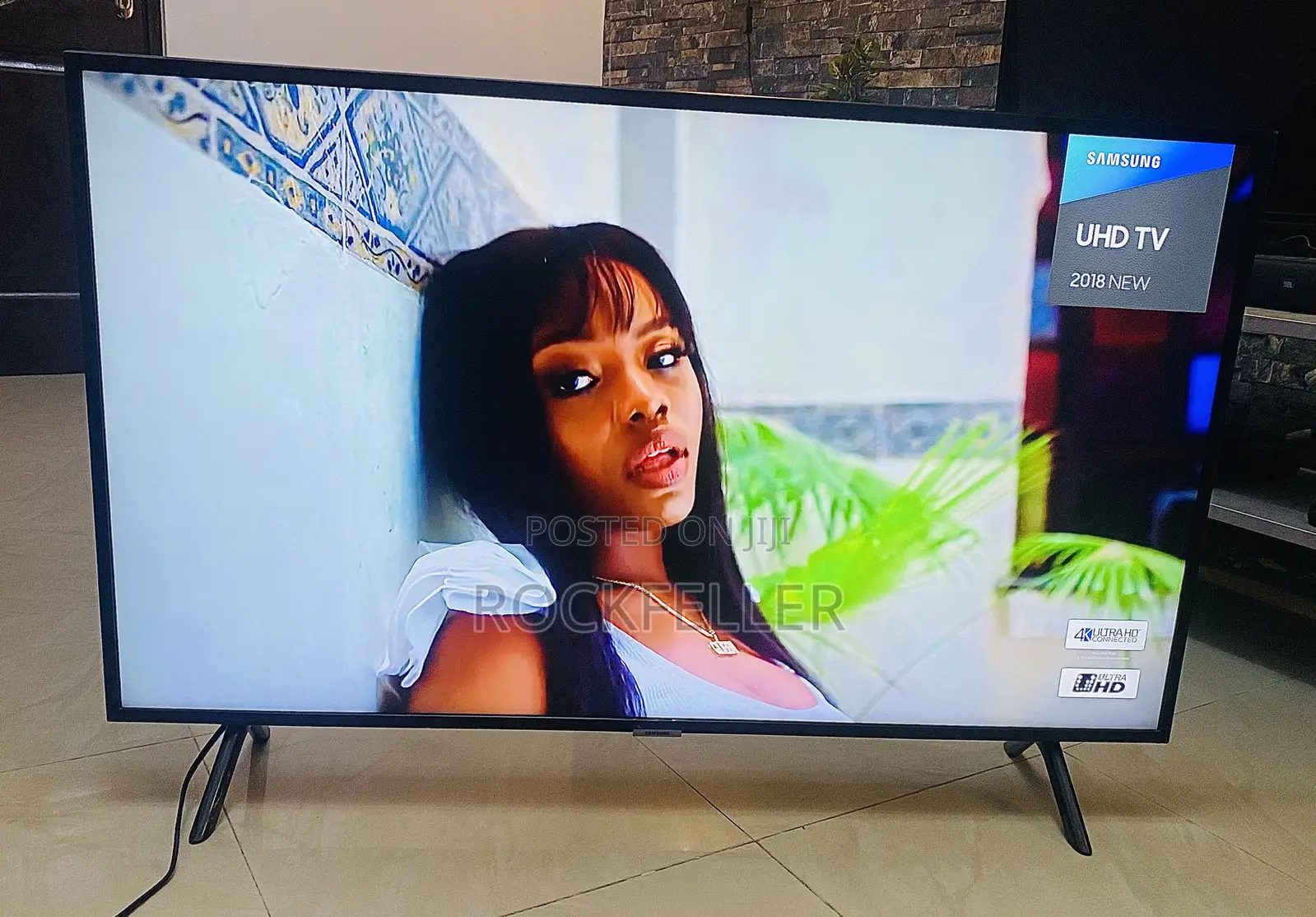 Uk Used Samsung Crystal Display Uhd HDR Smart 43 Inches