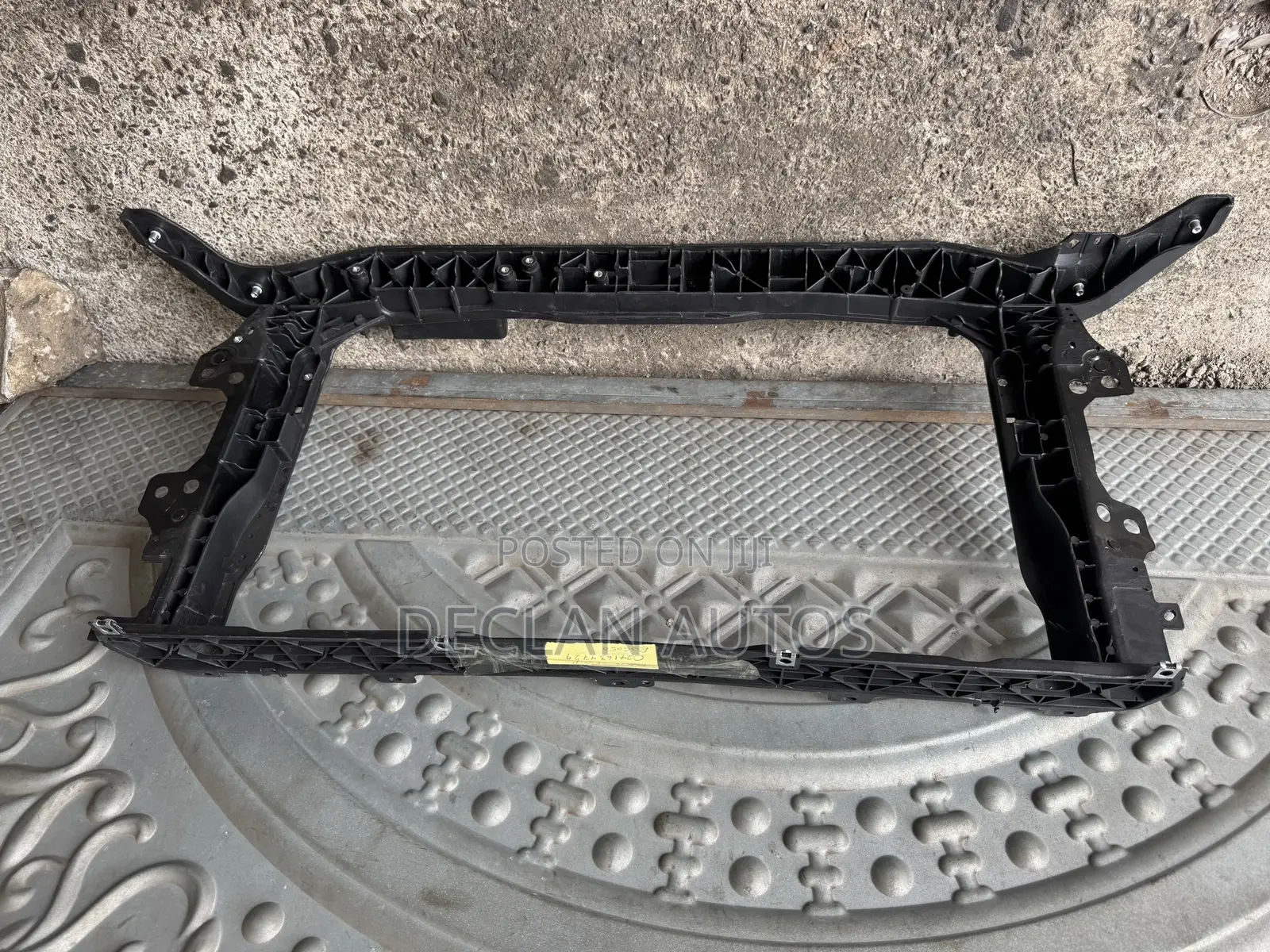 2017 2018 Hyundai Elantra Sedan Radiator Core Support Oem