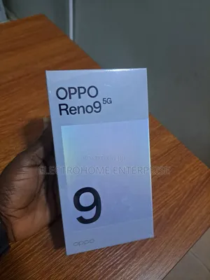 New Oppo Reno9 256 GB Red