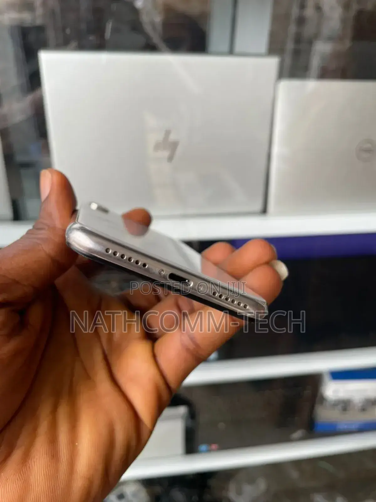 Apple iPhone X 64 GB White