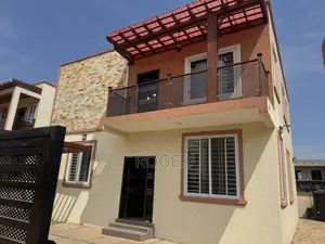3bdrm House in Achimota Mile 7 for rent