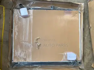Mitsubishi Pajero Radiator/ Water Tank
