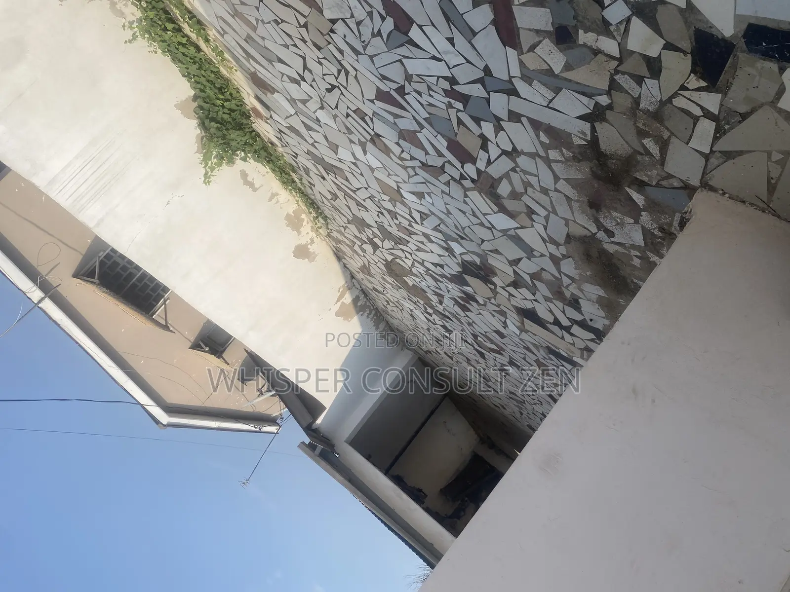 3bdrm House in South La Estates for rent