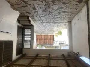 3bdrm House in South La Estates for rent