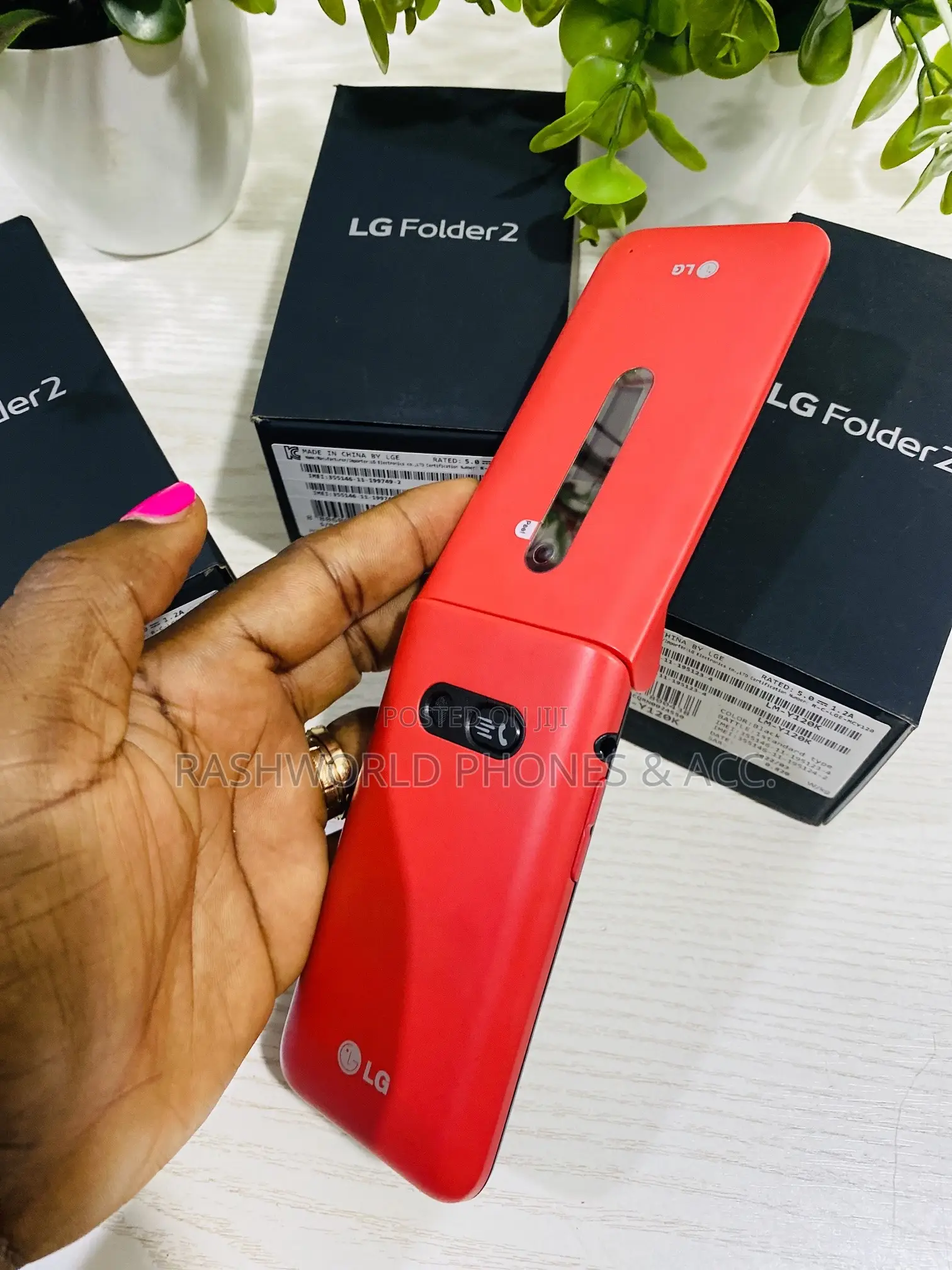 New LG Folder 2 8 GB Red