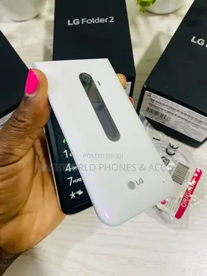 New LG Folder 2 8 GB White