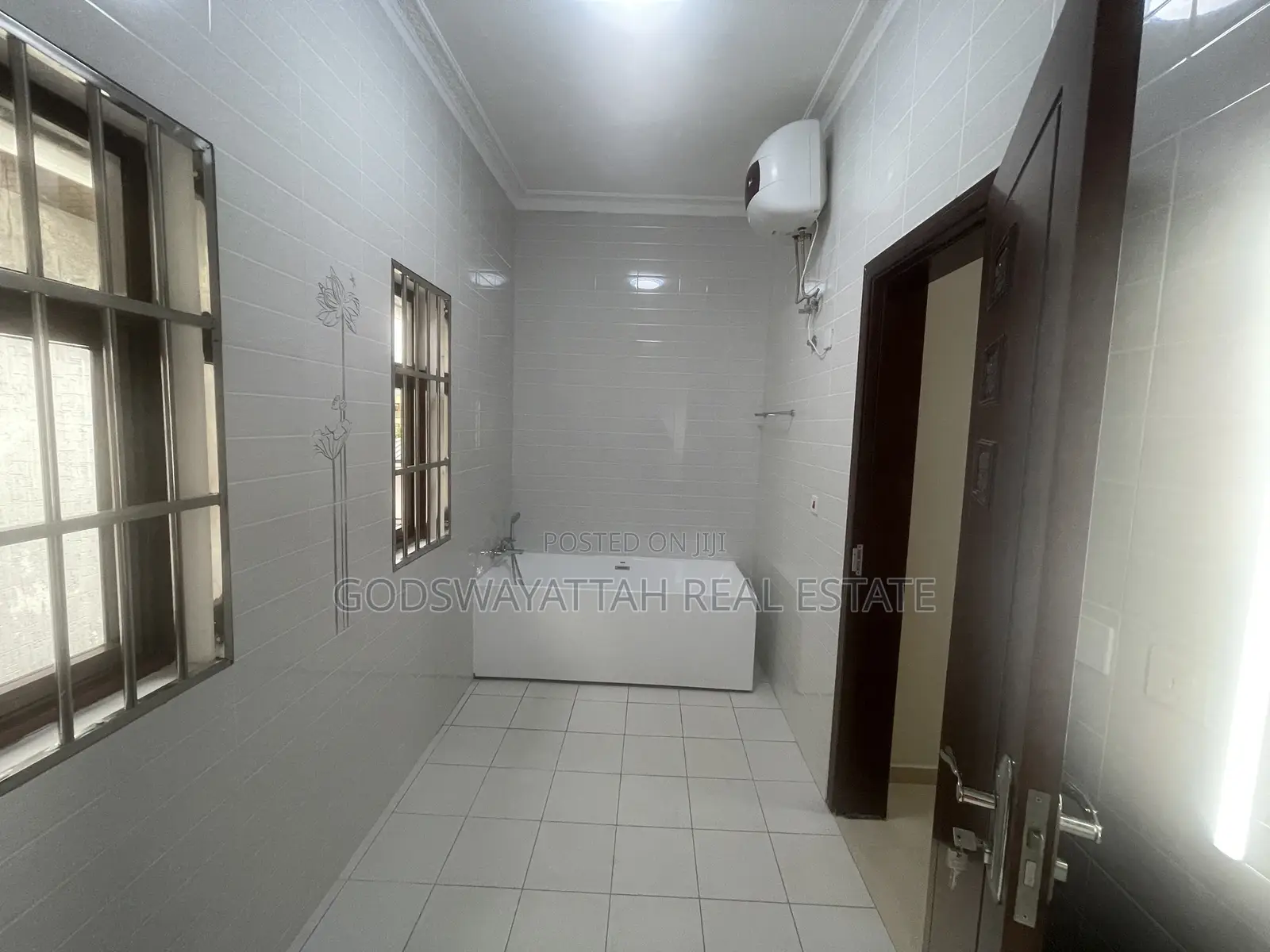 4bdrm House in East Legon, Adjiriganor for rent