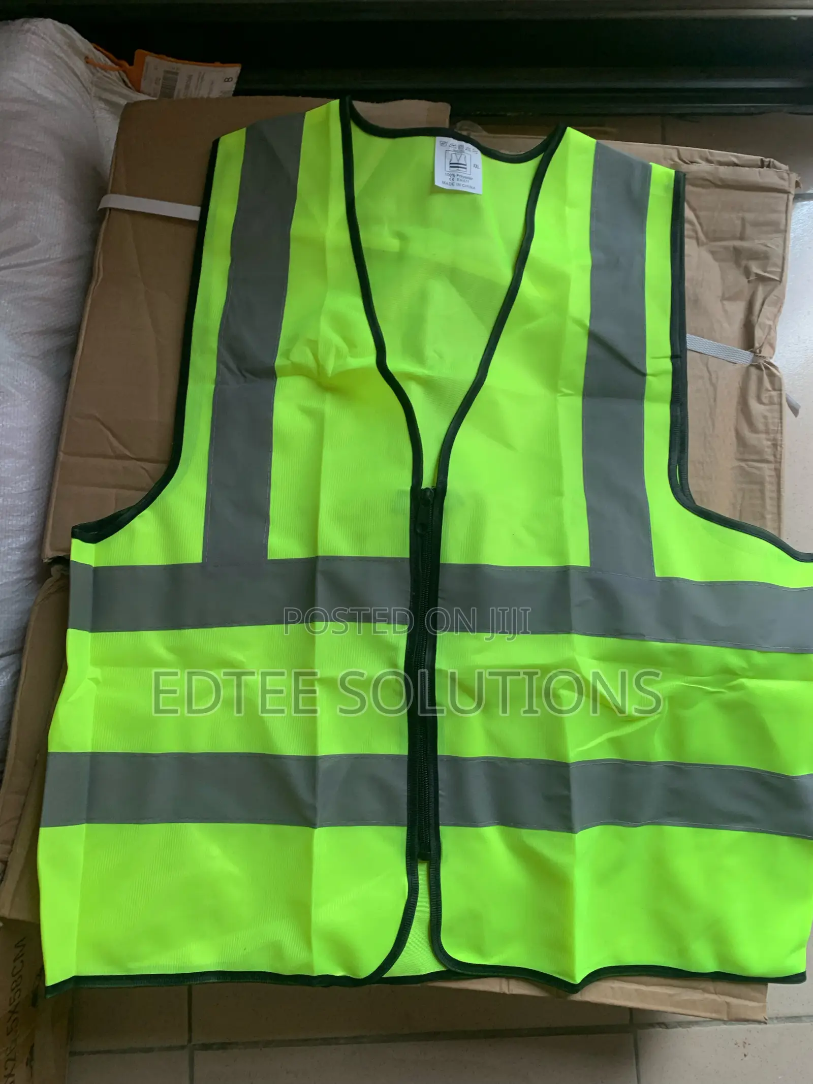 Green Reflective Vest With Zipper