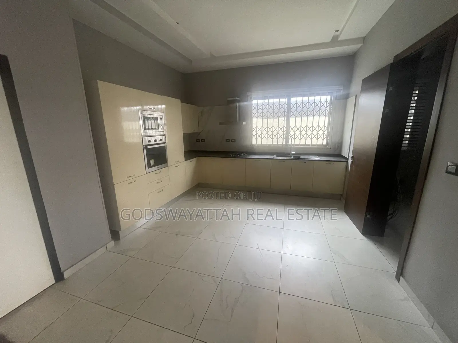 4bdrm House in East Legon, Adjiriganor for rent