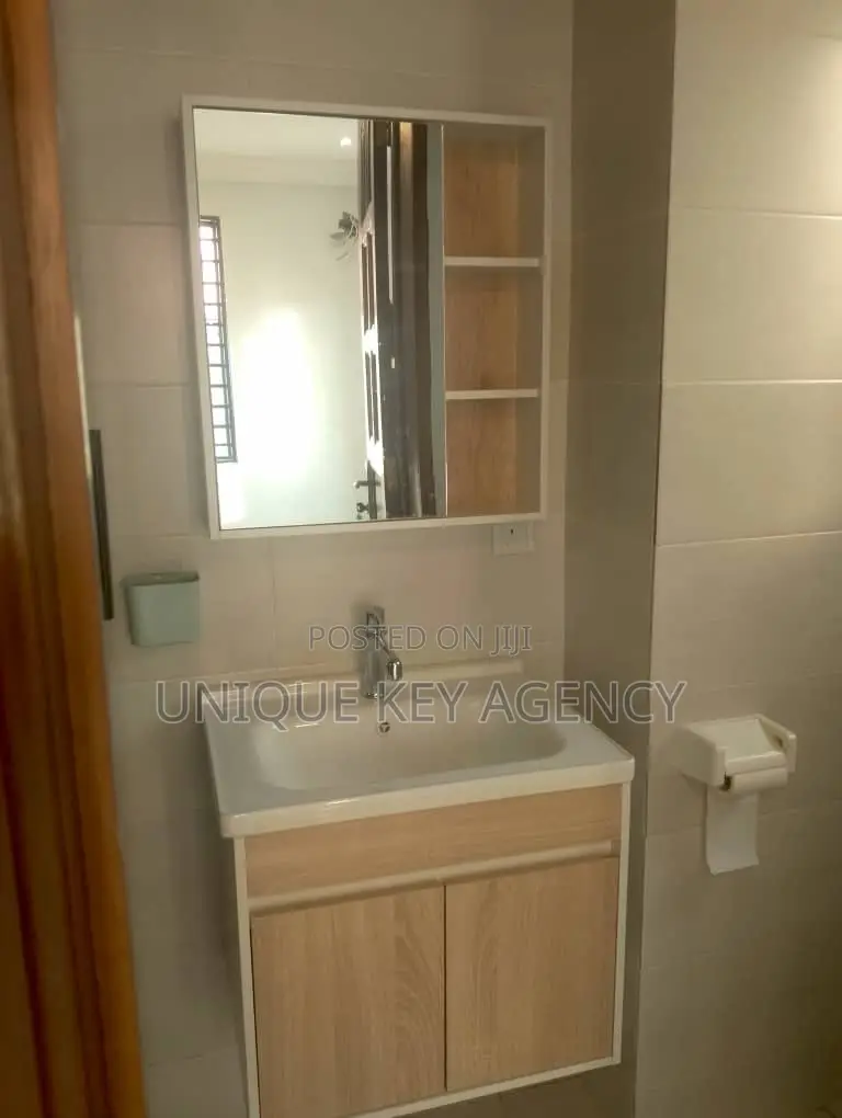 2bdrm Apartment in Unique Key Agency, Dansoman for rent