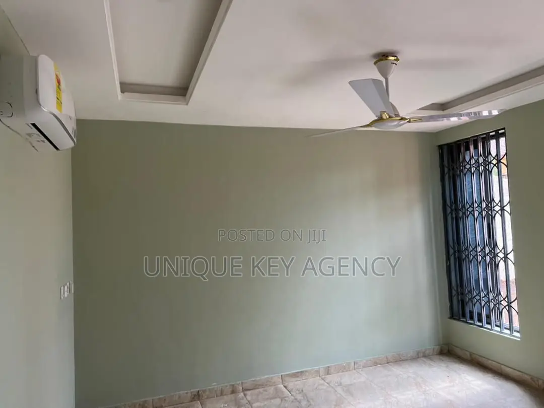 2bdrm Apartment in Unique Key Agency, Dansoman for rent