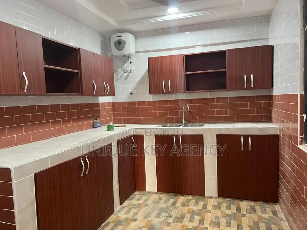 2bdrm Apartment in Unique Key Agency, Dansoman for rent
