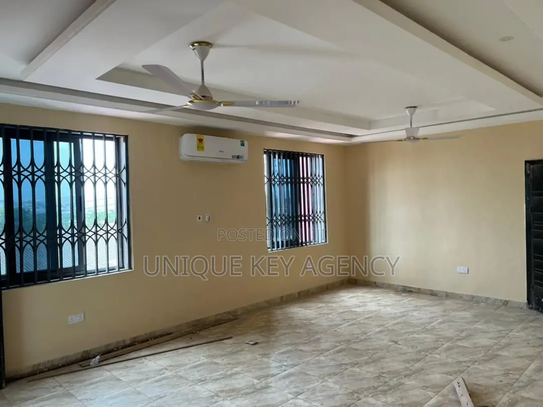 2bdrm Apartment in Unique Key Agency, Dansoman for rent