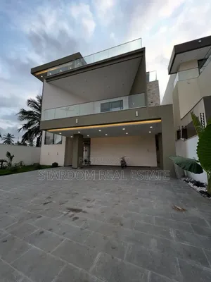 4bdrm Duplex in Cantonments for sale