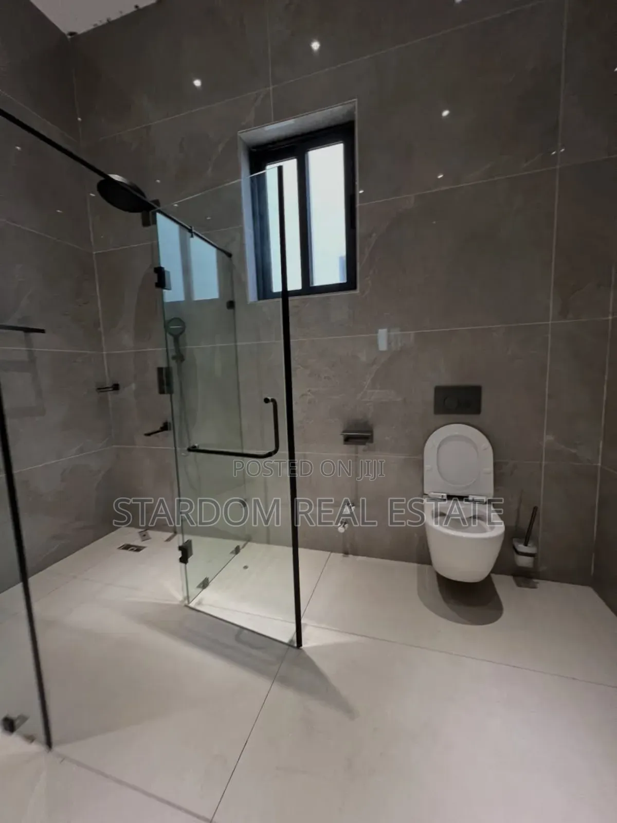 4bdrm Duplex in Cantonments for sale