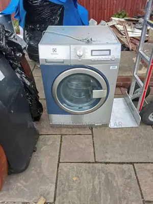Industrial Washing Machine