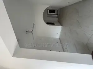2bdrm Apartment in Unique Key Agency, East Legon for rent