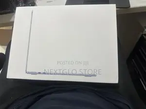 New Laptop Apple MacBook Air 16GB Apple M4 SSD 256GB
