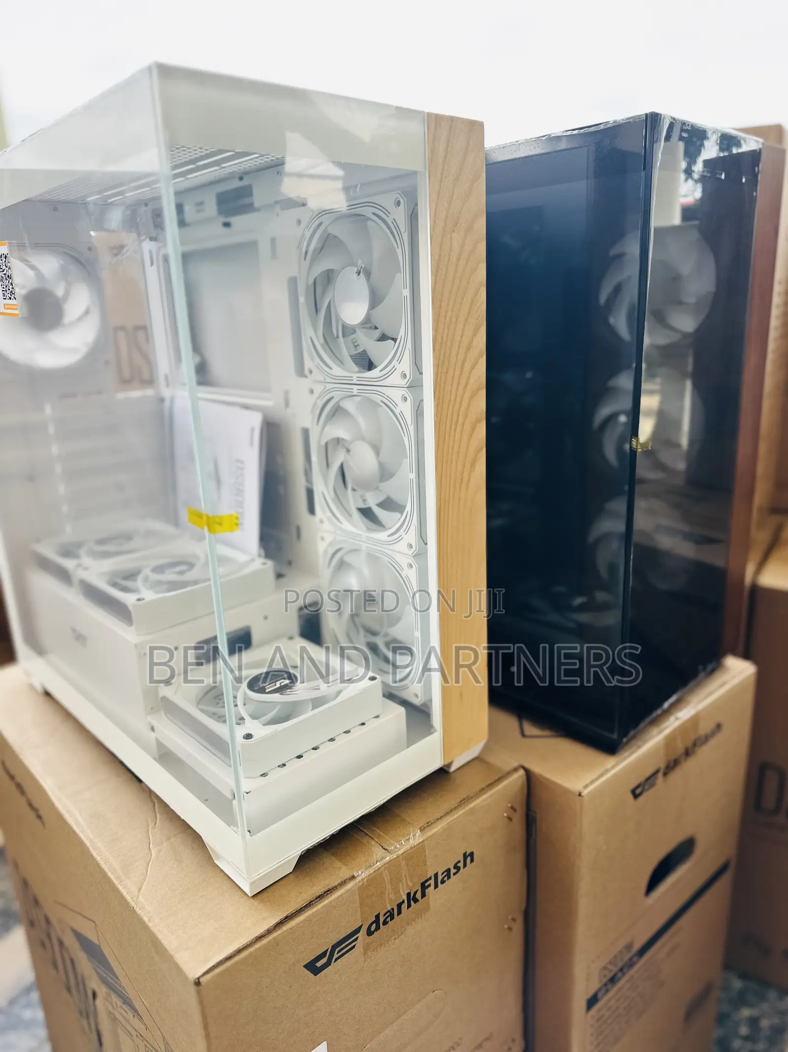Darkflash Ds900w Atx Case With 7-argb Fans, Tempered Glass, Walnut