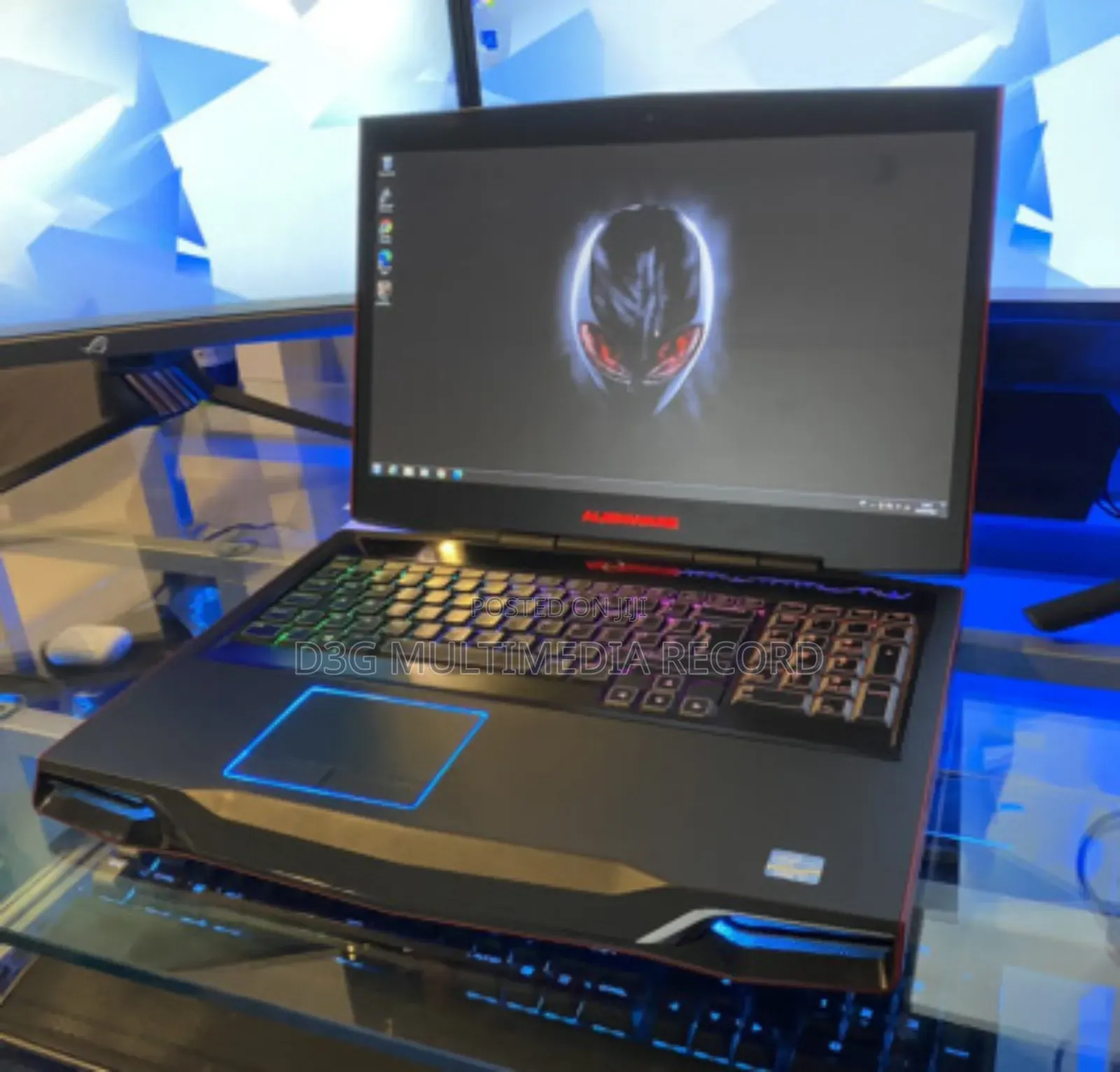 Laptop Alienware M17x R2 16GB Intel Core i7 HDD+SSD 1T